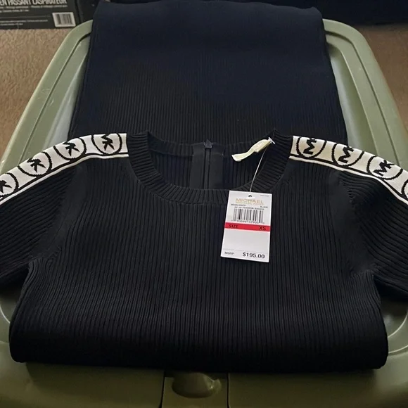 NEW MICHAEL MICHAEL KORS MIDI DRESS. - Picture 1 of 5